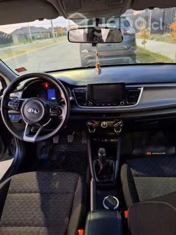 Kia rio 4 buen estado
