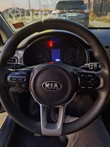 Kia rio 4 buen estado