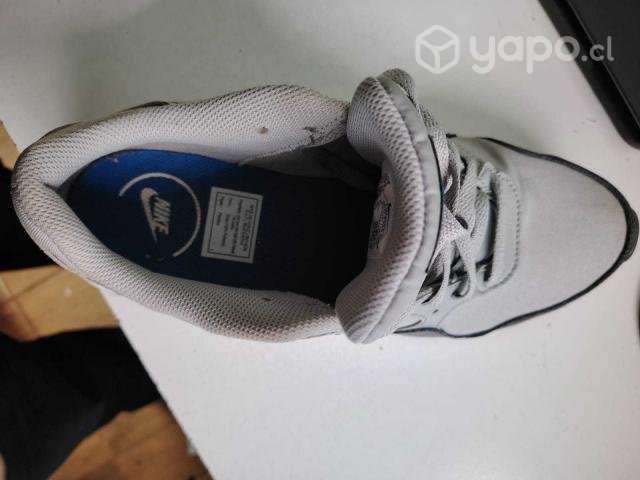 Zapatilla excelente estado - Imagen 5