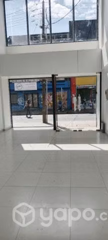 Local comercial 300 m2 nuevo sector centro a pasos de la Av. Alemania