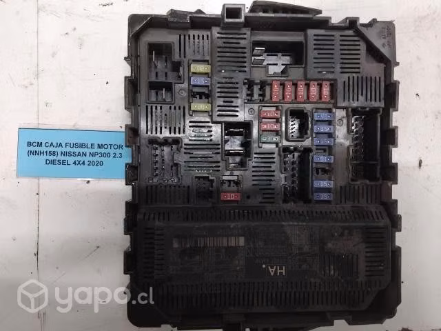 BCM Caja Fusible Motor (NNH158) Nissan NP300 2.3