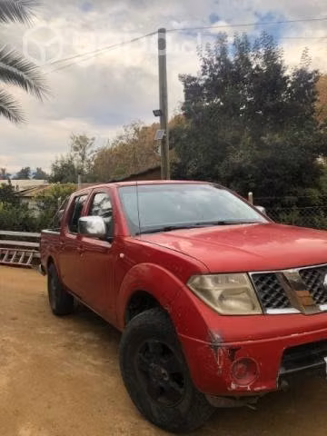 Nissan navara 2010 SE 4X4 diesel full
