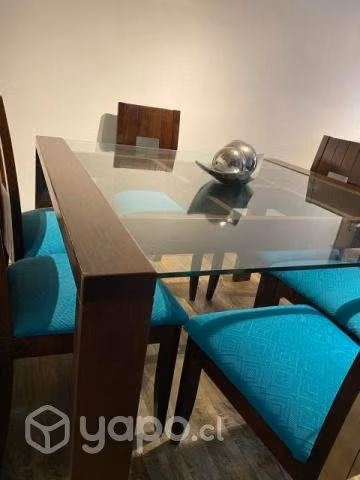 Comedor casi nuevo