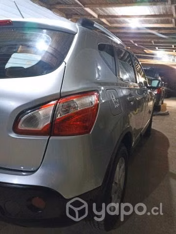 NISSAN QASHQAI 2.0 año2014