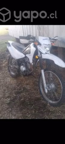 Vendo moto Yamaha  125 cc 2015