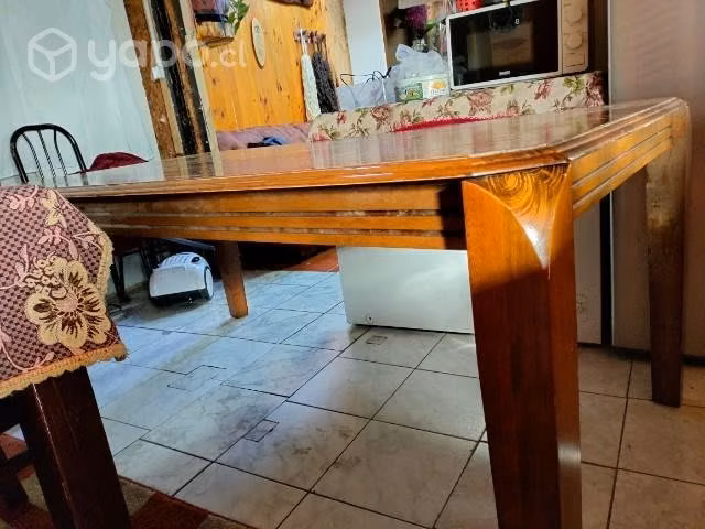 Vendo mesa de madera buena calidad