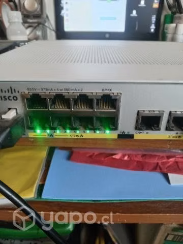 Router Cisco c1111 8P