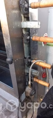 Maquina para asar pollos