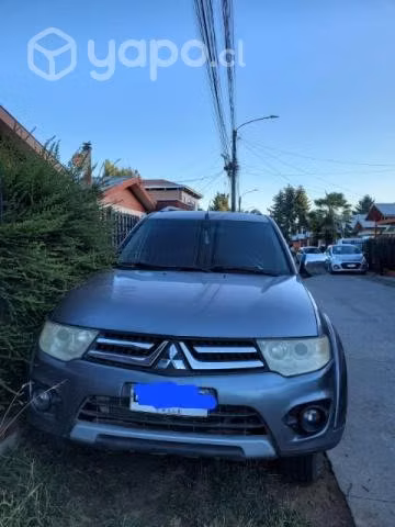 Jeep Mitzuvichi Montero Sport, año 2012.