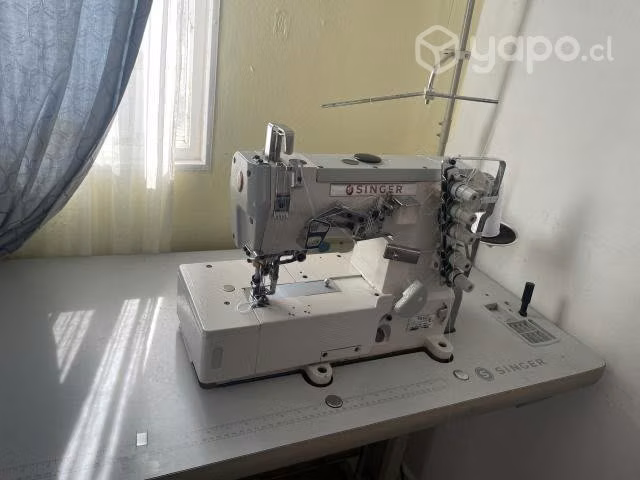 Máquina de coser Collettera