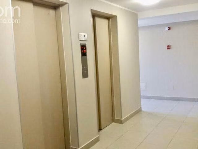 Lindo depto 1D 1B Metro Hospitales / Amalia Errazuriz