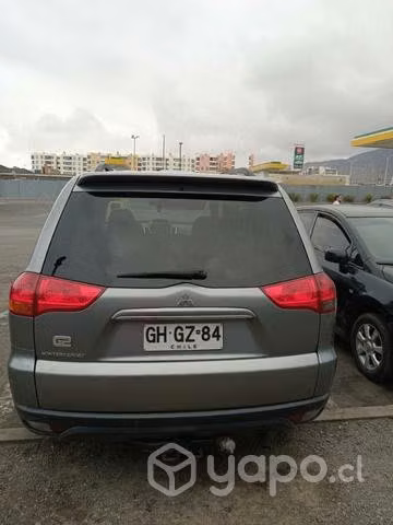 Montero sport g2 2.5 diesel 2014