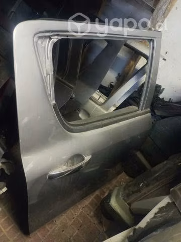 Puerta trasera derecha mazda bt50 2017