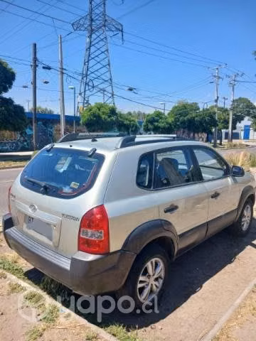 Tucson 78.000 kms originales mantenciones en la ma