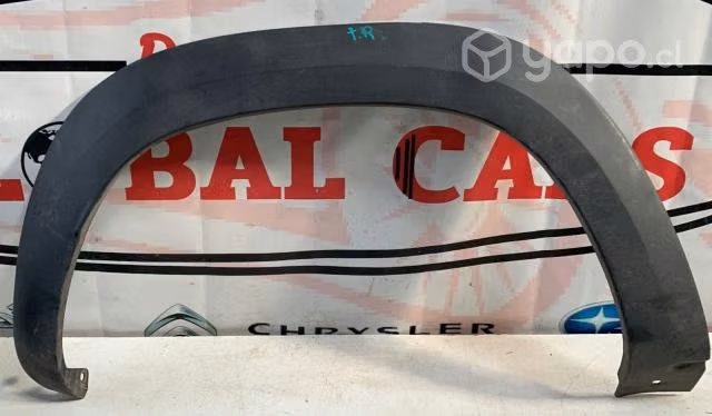 Moldura tapabarro trasera derecha RENAULT KWID