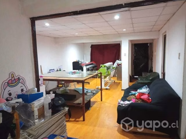 Terreno Centro Stgo con Oficinas, Galpón y Bodega
