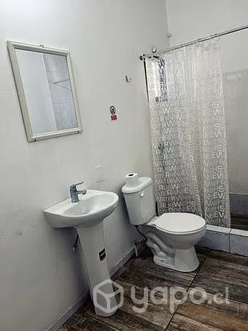 Arriendo piezas sólidas con baño privado $200.000