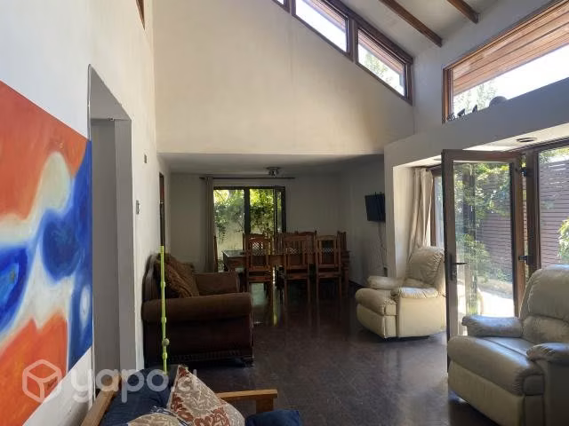 Arriendo hermosa casa amoblada las condes