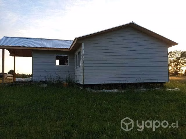 Se vende Parcela con casa a medio terminar
