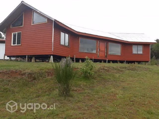 Terreno con casa - Imagen 2