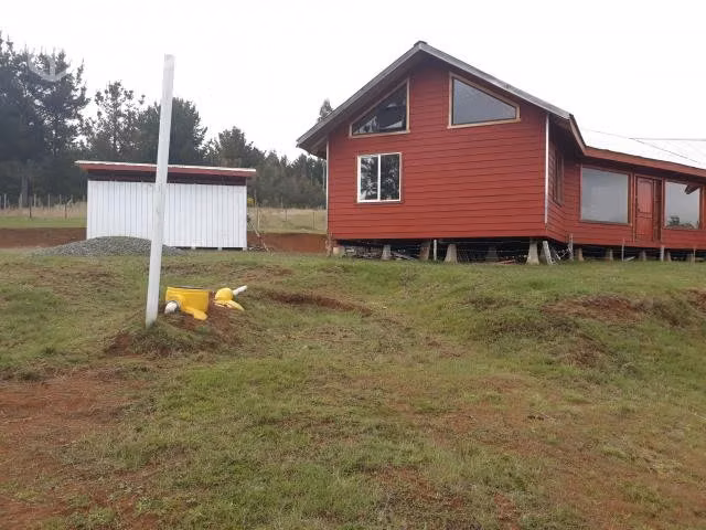 Terreno con casa - Imagen 5