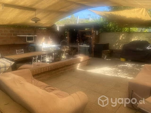 Quincho asado arriendo piscina 7x3. Diario