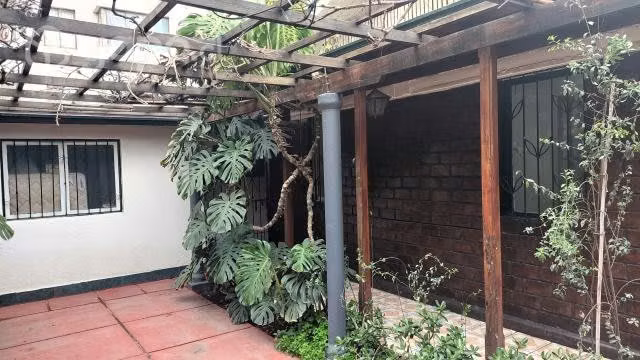 Venta Casa La Cisterna, Metro, 3 D  2 B  Bodega. Estaci