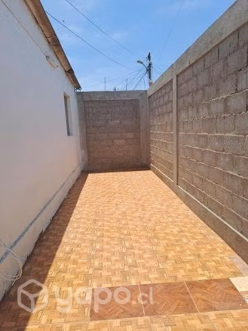 Arriendo casa amplia buen sector