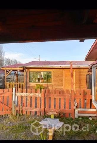 Casa con local comercial sector campanario