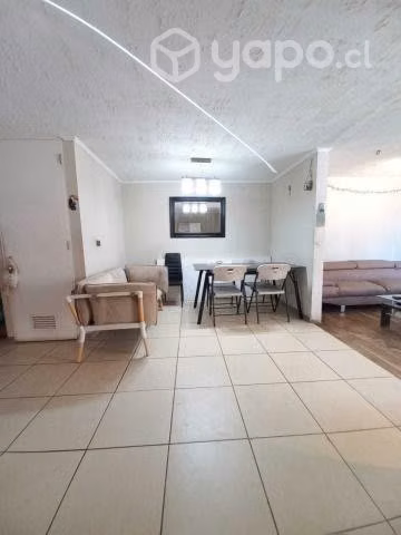 Arriendo Casa valle grande