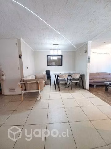 Arriendo Casa valle grande