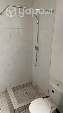 Arriendo de Piezas mensual (solo mujer)
