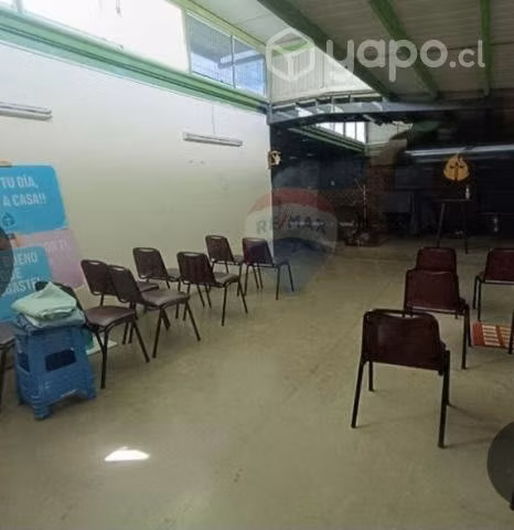 Se arrienda propiedad comercial Conchali