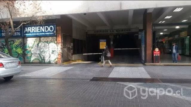 Disponible a la venta o permuto estacionamiento