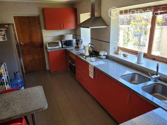 Casa Amplia, Buena Iluminación Y Conectividad. - Imagen 9