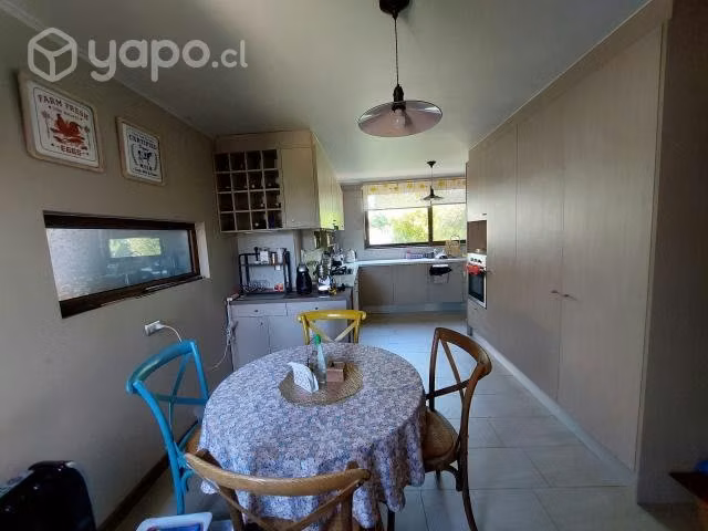Arriendo casa amplia e iluminada