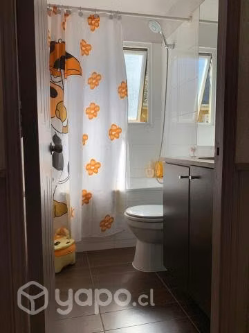 Excelente casa esquina, 4 o 5 dormitorios, 3 Baños