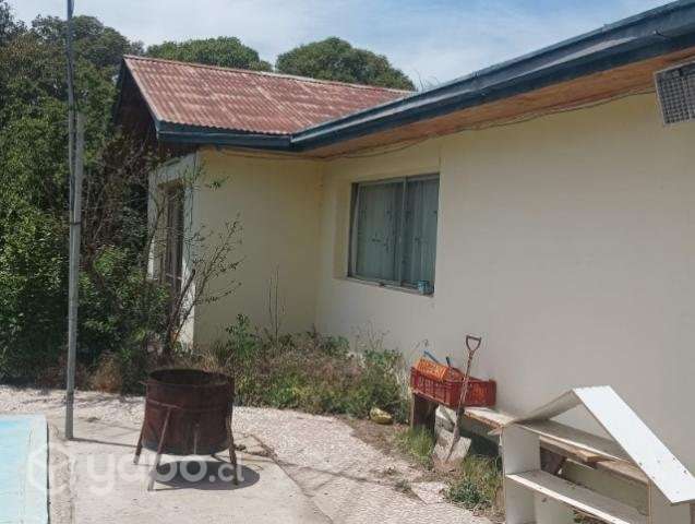 Casa amplio jardin y piscina - Imagen 2