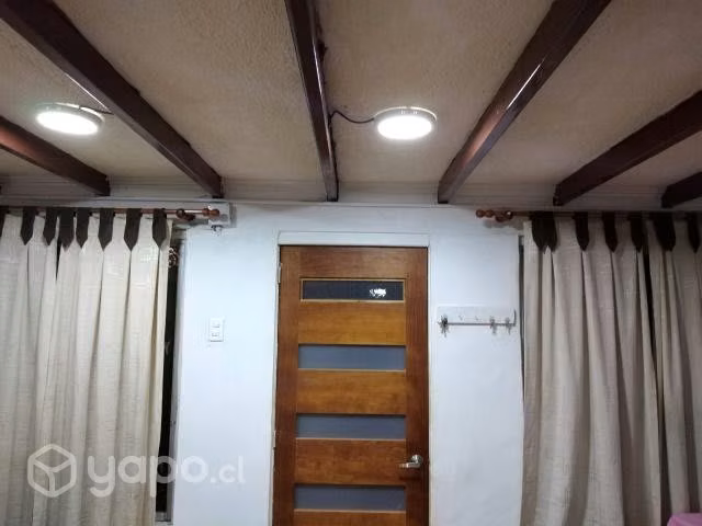 Efectivo mas local comercial a pasos metro