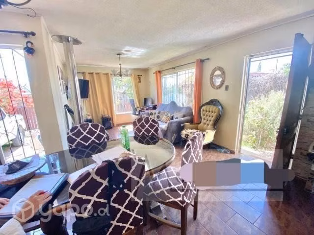 Se vende linda casa