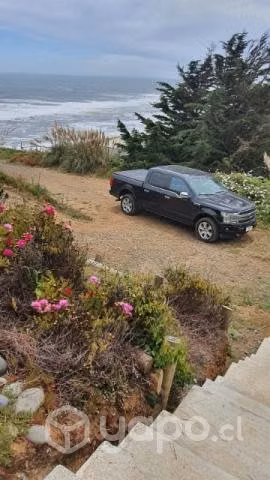 Casa única en cumbre frente al mar