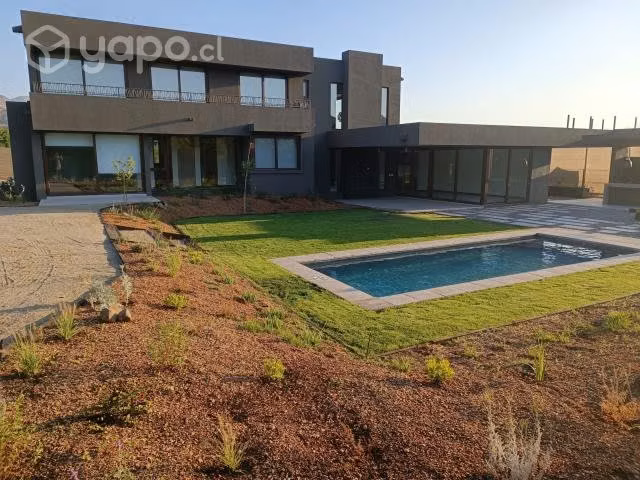 Casa nueva Polo IV Manquehue, Chicureo
