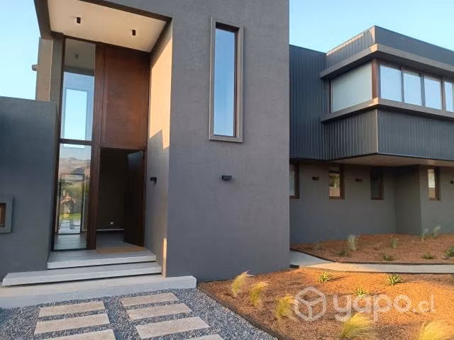 Casa nueva Polo IV Manquehue, Chicureo