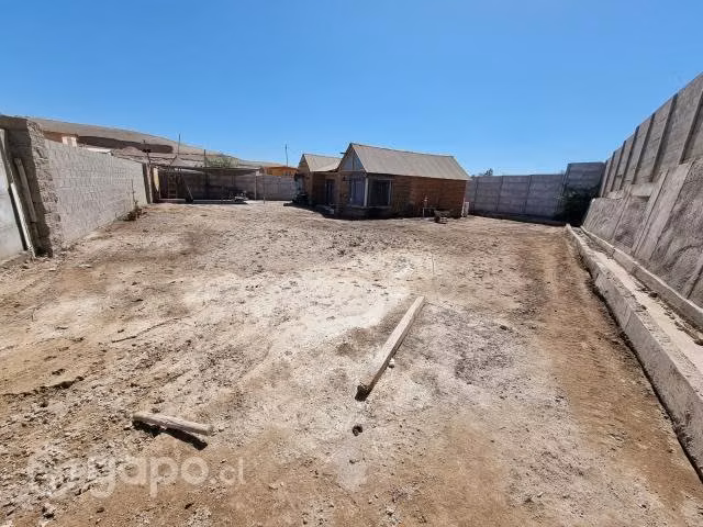 Terreno con Casa.