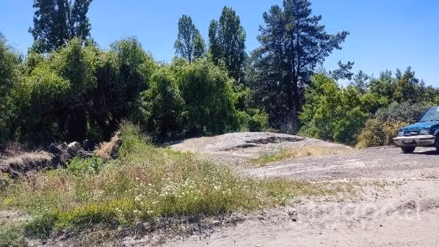 Hermoso terreno junto al rio