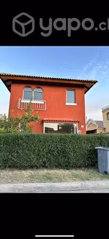 Casa en arriendo condominio los maitenes
