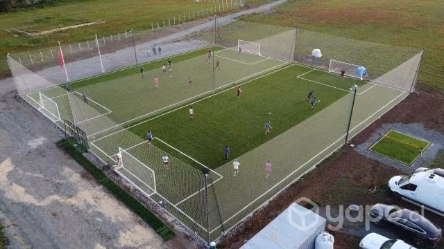 Parcela con complejo deportivo La unión