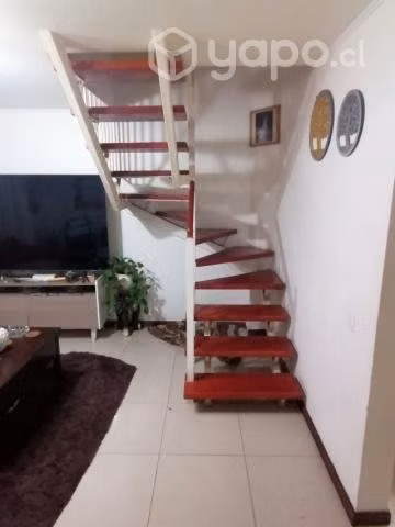 Casa 2 piso en Condominio sector norte