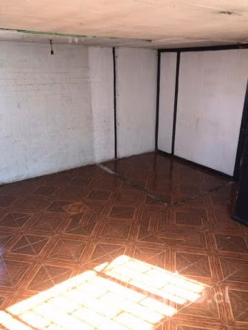 Se vende departamento algarrobo 3