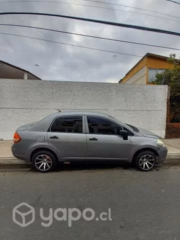 Nissan tiida 2013